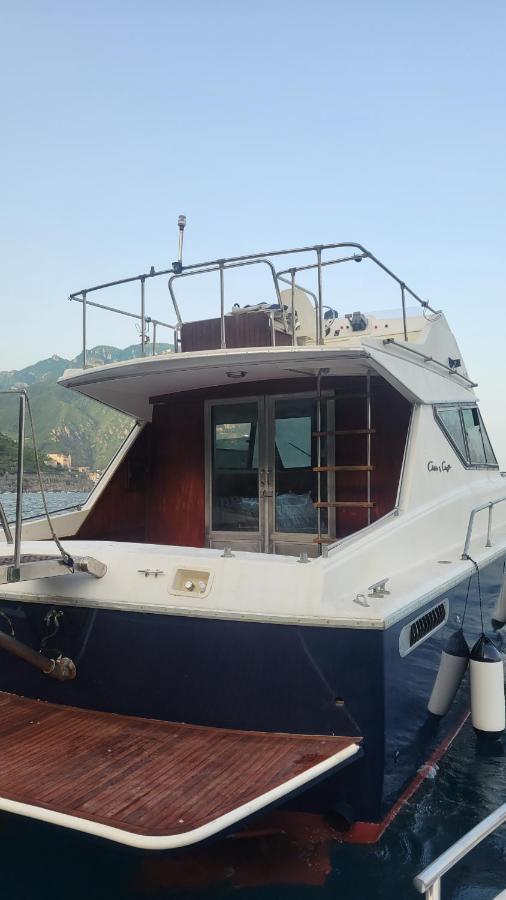 Salerno Yacht Hotel Bagian luar foto