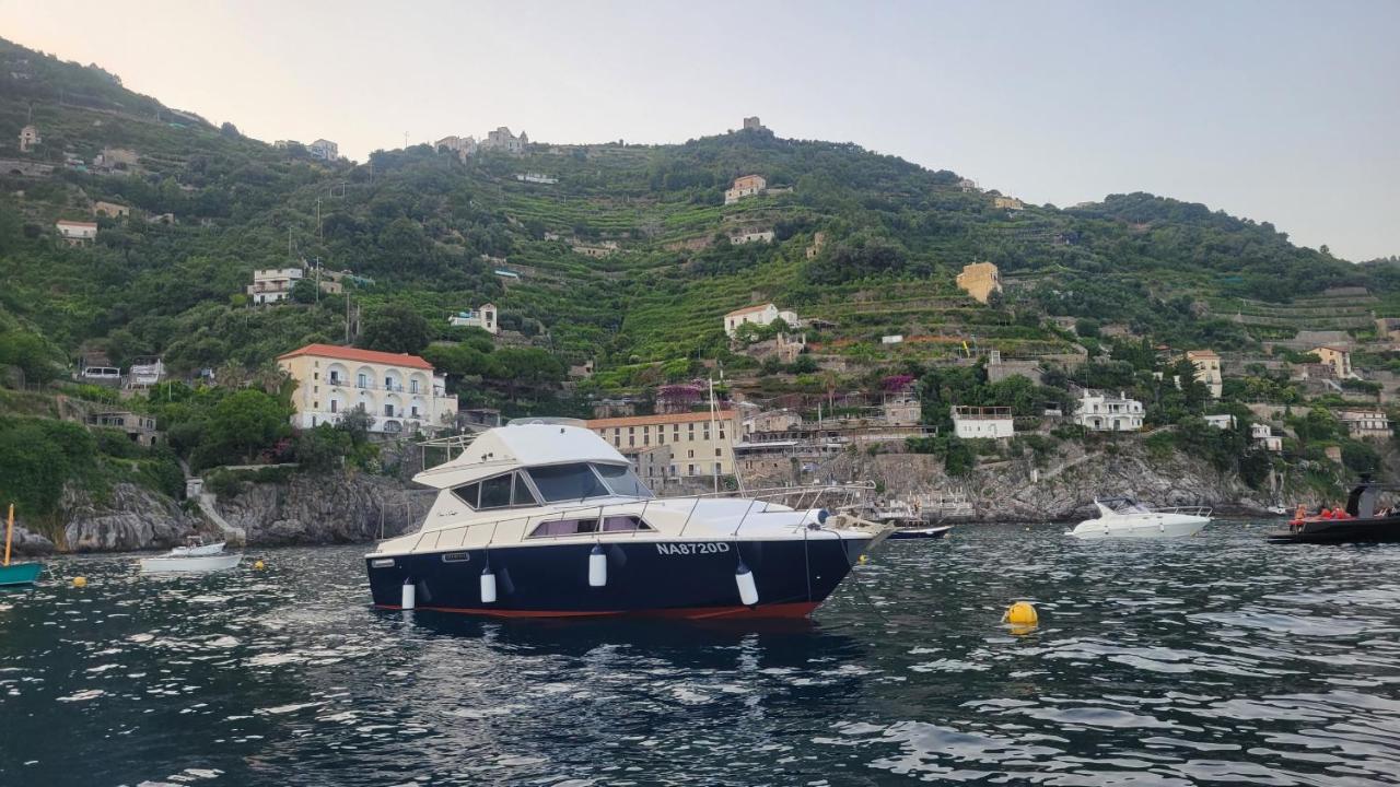 Salerno Yacht Hotel Bagian luar foto